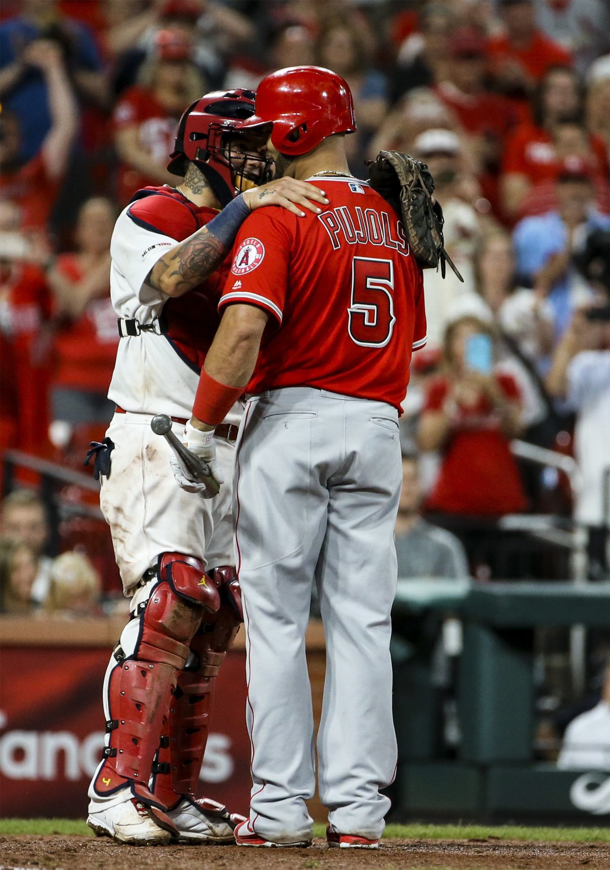 Cardinals close out Angels series